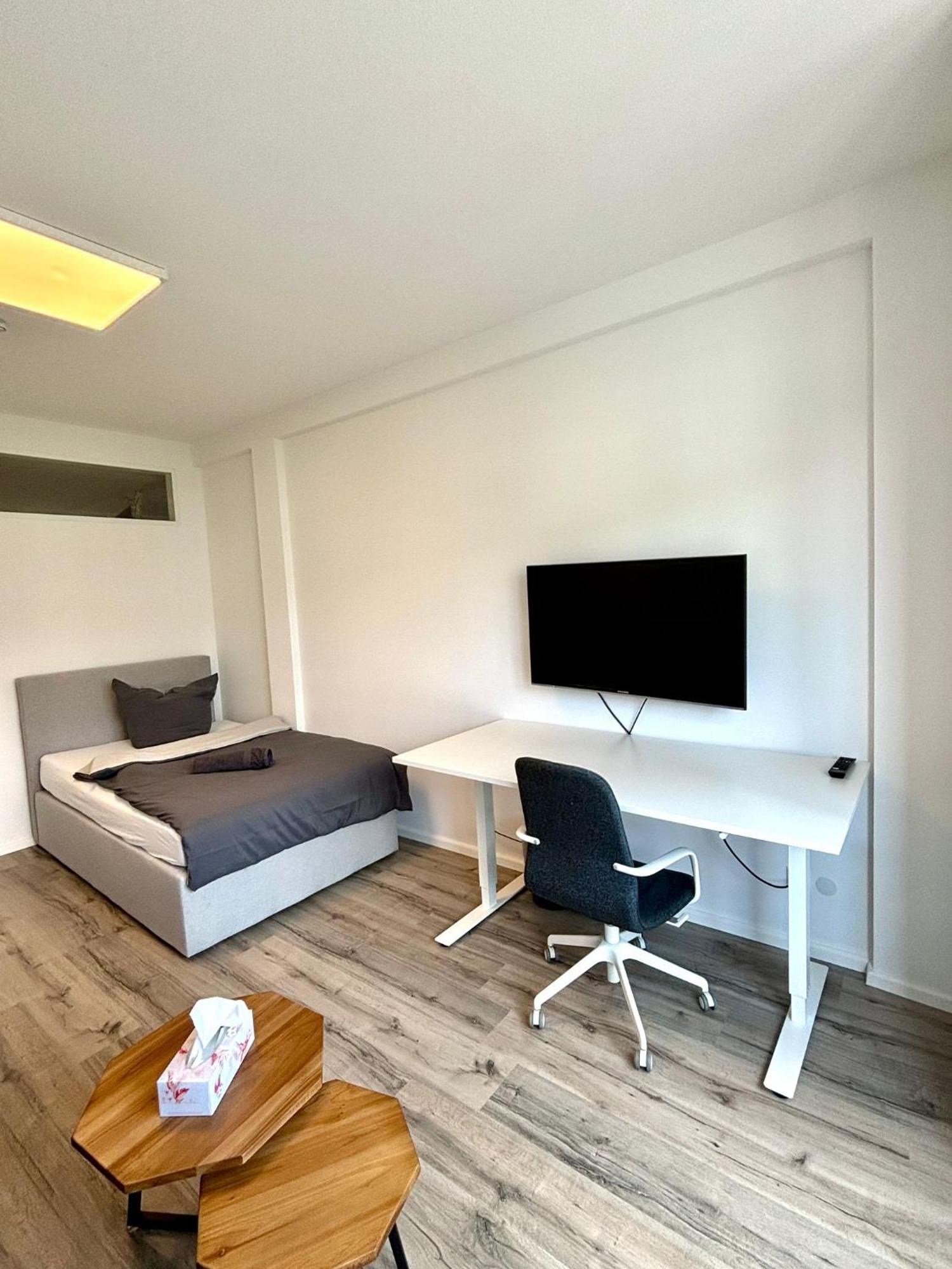 Check In By Beone Hotel วิลลิงเงน-ชเวนนิงเงน ภายนอก รูปภาพ